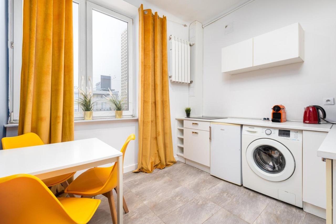 Central Apartament By Your Freedom Warsawa Bagian luar foto