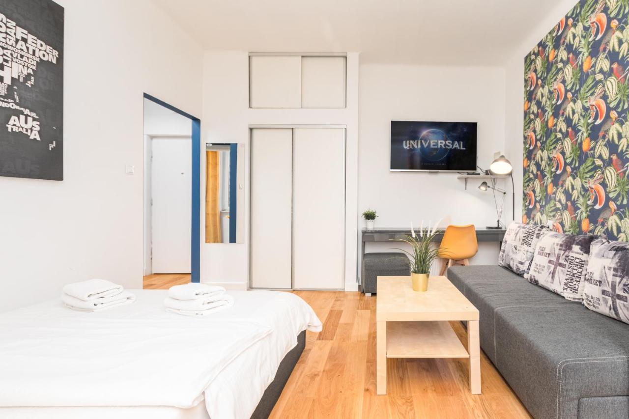 Central Apartament By Your Freedom Warsawa Bagian luar foto